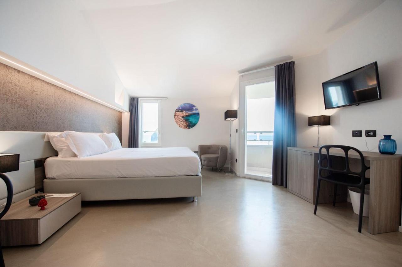 Grand Hotel Faraglioni Aci Trezza Bagian luar foto